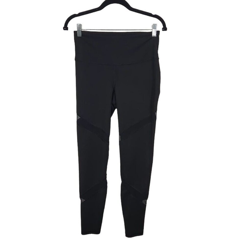 Old Navy Mesh Panel Workout Leggings in Black - Size medium‎